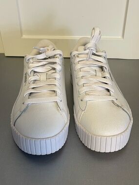 Puma White Platform Sneakers Shoes Lace Up Worn Once Sz 7.5N